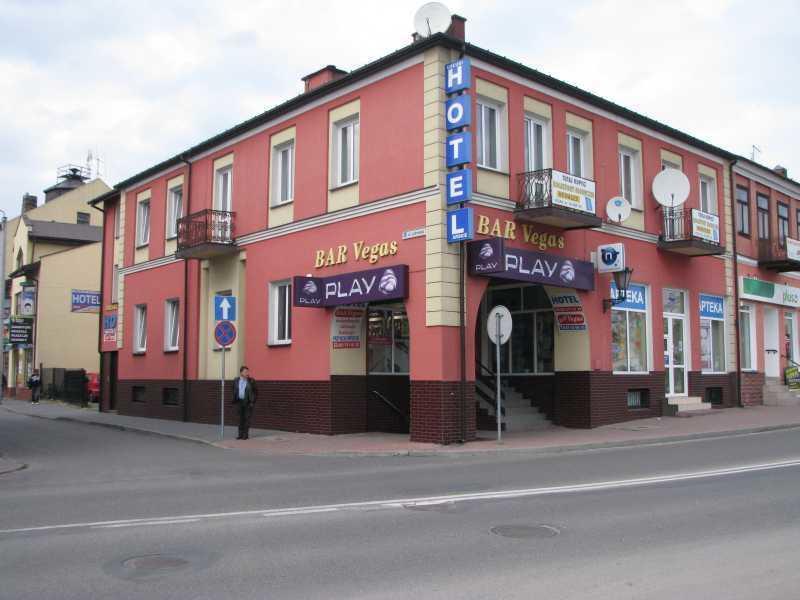 Uslugi Hotelarskie Las Vegas Międzyrzec Podlaski Exterior foto